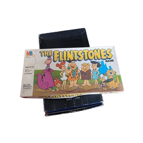 The Flintstones, Milton Bradley 1980s retro board game ￼ - Picture 1 of 5